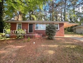 Building Photo - 386 Lindsey Dr SE