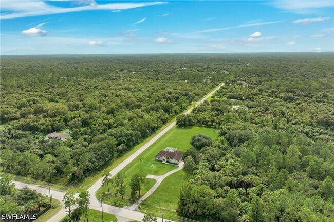 Foto del edificio - 1795 Desoto Blvd S