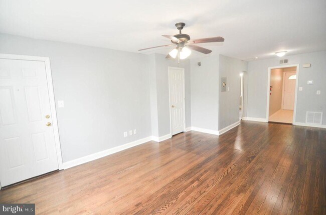 Foto del edificio - 39 Galveston Pl SW