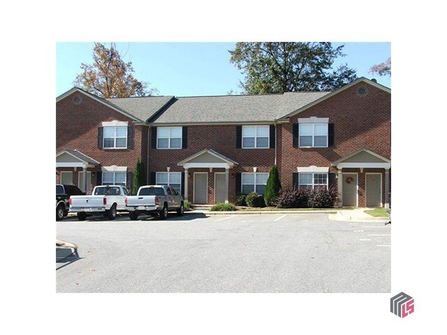 Foto principal - 460 Barnett Shoals Rd