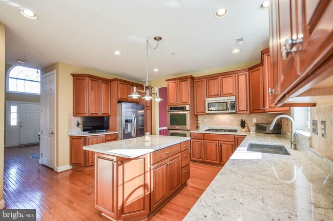 Foto del edificio - 2303 Baldwin Ln