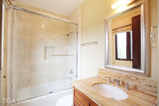 Foto del edificio - 3 br, 3 bath House - 6385 Zuma Mesa Drive