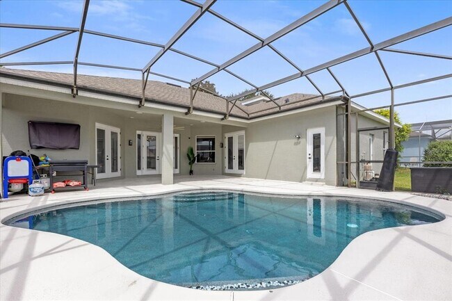 Foto del edificio - 10175 Cove Lake Dr