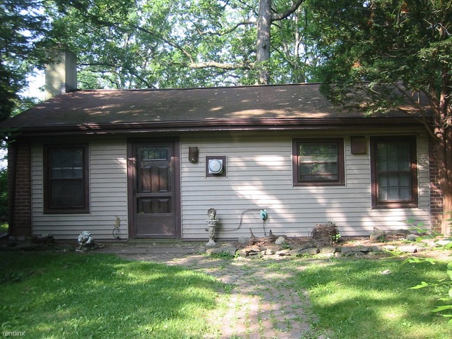 Building Photo - 1 br, 1 bath House - 2170 S Zeeb Rd