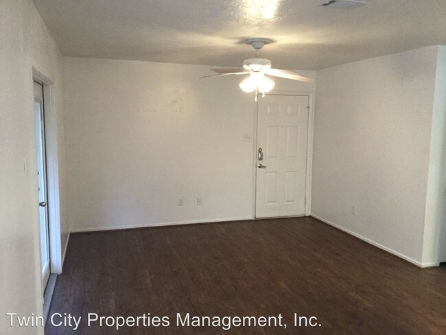 Foto del edificio - 2604 Pecan Knoll St