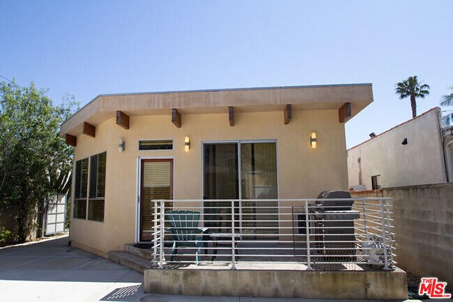 Building Photo - 4181 McConnell Blvd
