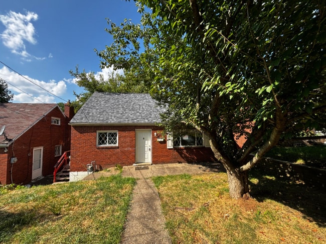 Building Photo - 3107 Idaho St