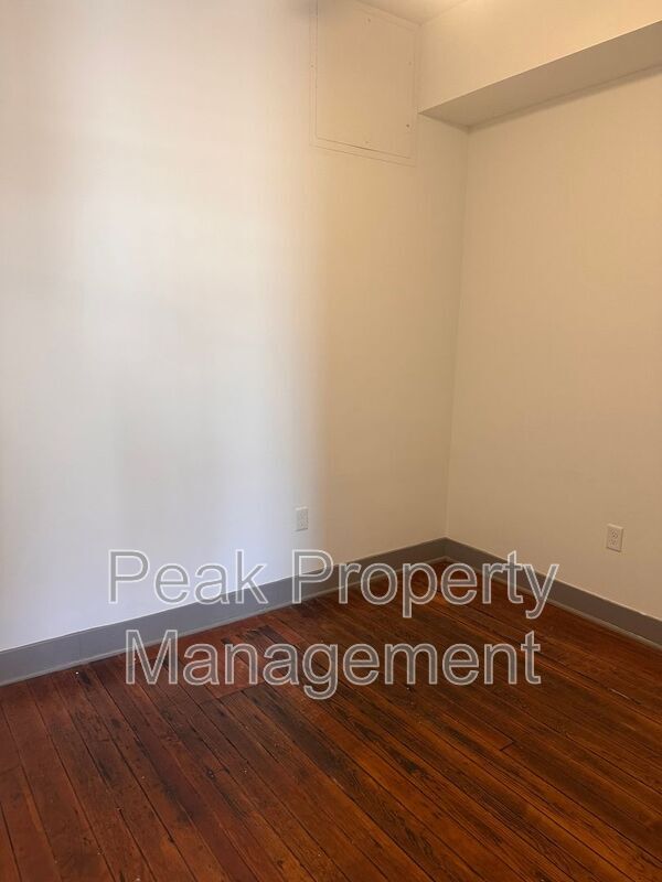 Foto del edificio - 1204 Hull Street Rd