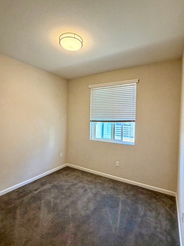 Foto del edificio - 142 Triggs Ln