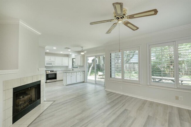 Foto del edificio - 11302 Perennial Ct