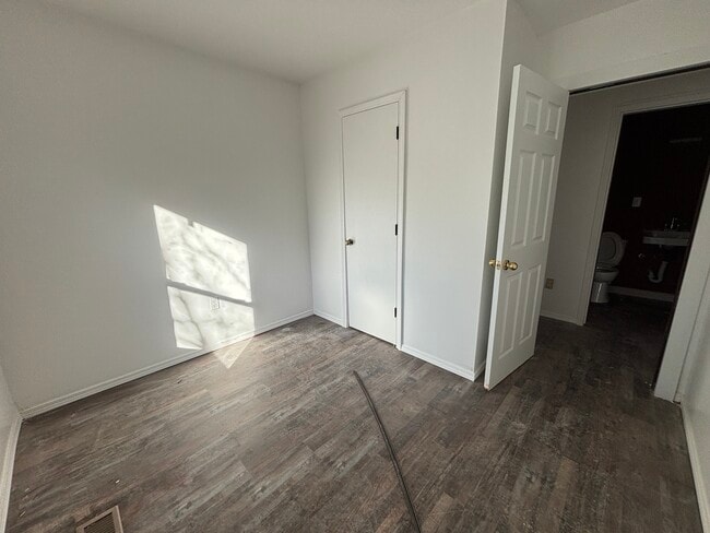 Building Photo - 3008 Boswell Dr NW