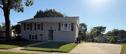 Building Photo - 424 Rambler Pl