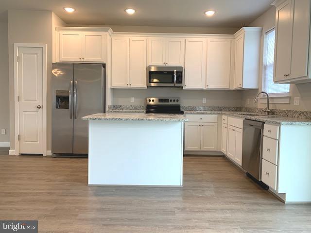 Foto del edificio - 75 Andrews Pl