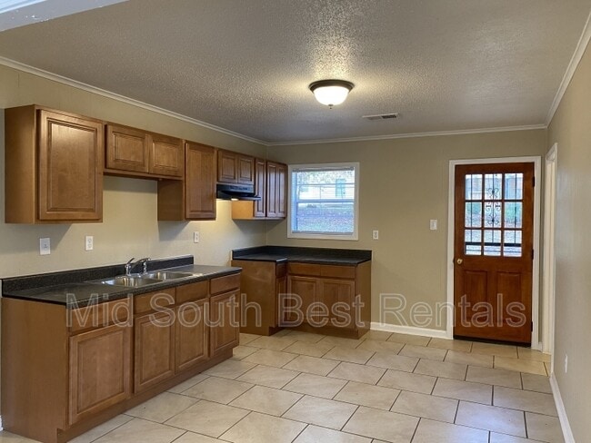 Building Photo - 3825 Audie Dr