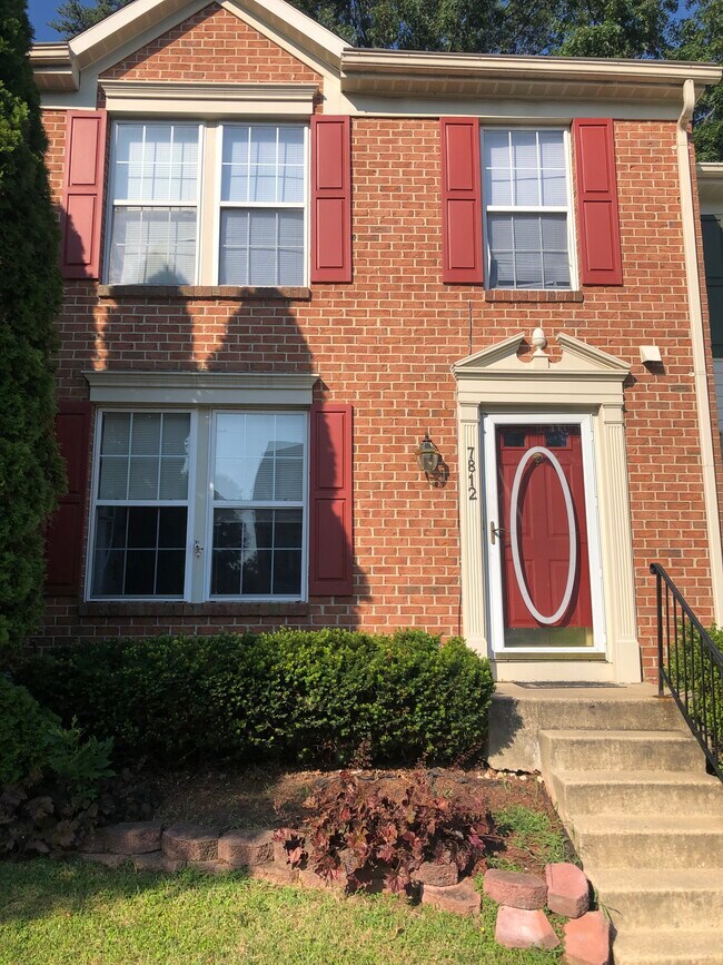 Foto del edificio - 7812 Foxfarm Ln