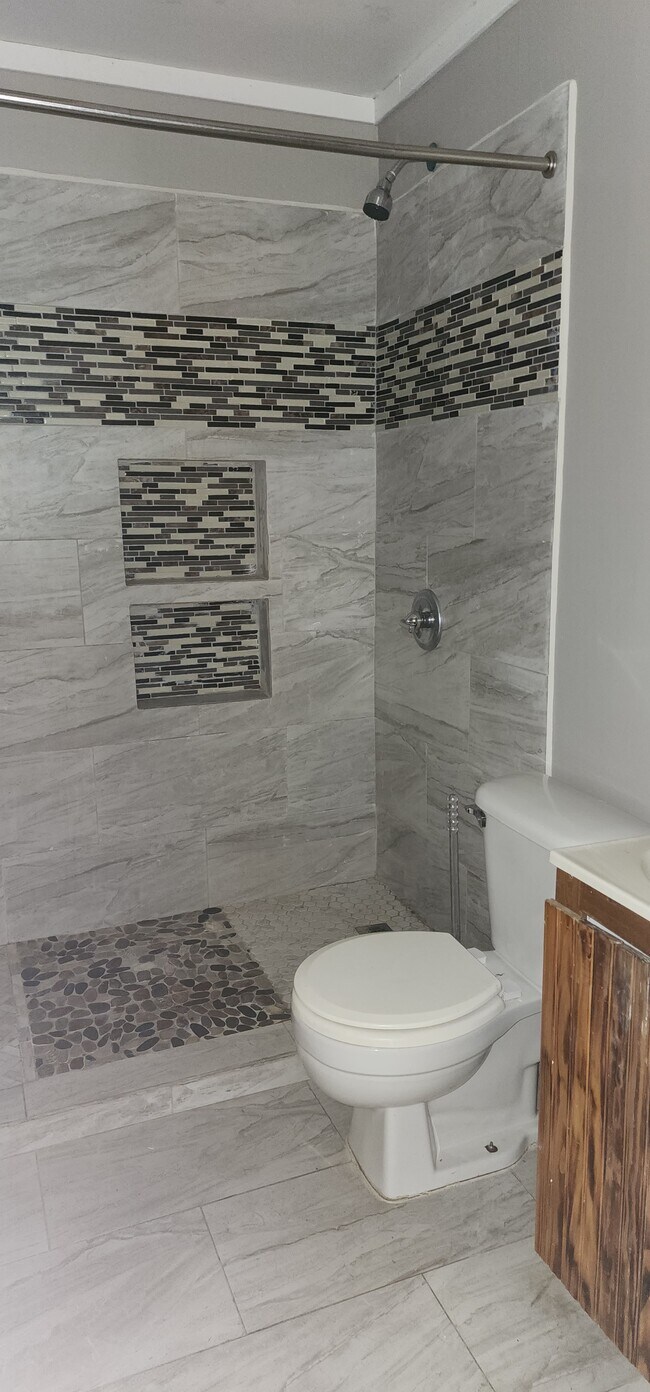 Foto del edificio - 117 Austin St