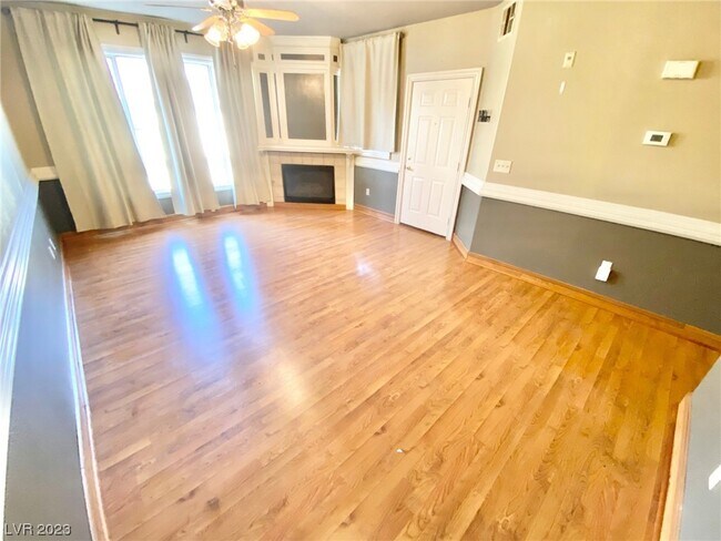 Foto del edificio - 7143 S Durango Dr