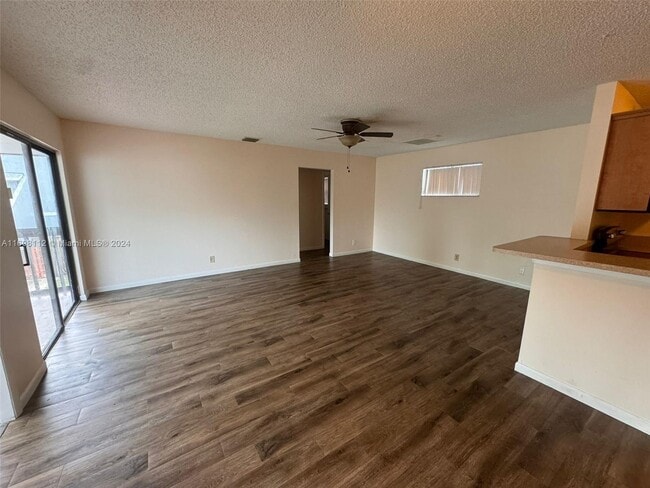 Building Photo - 11 Crossings Cir