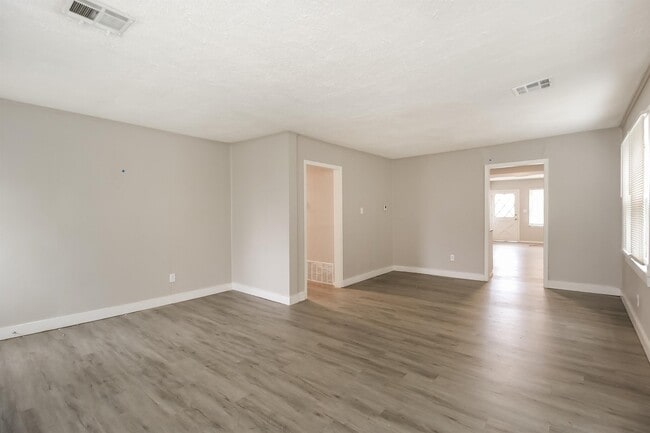 Foto del edificio - 1420 NW 94th St