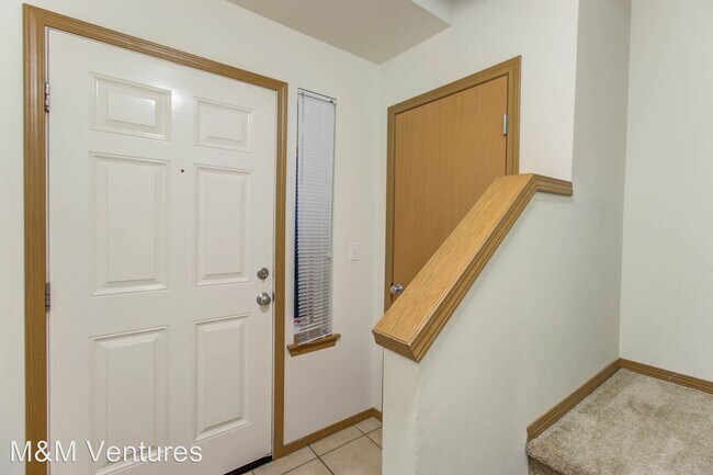 Foto del edificio - 215 23rd Ave SW