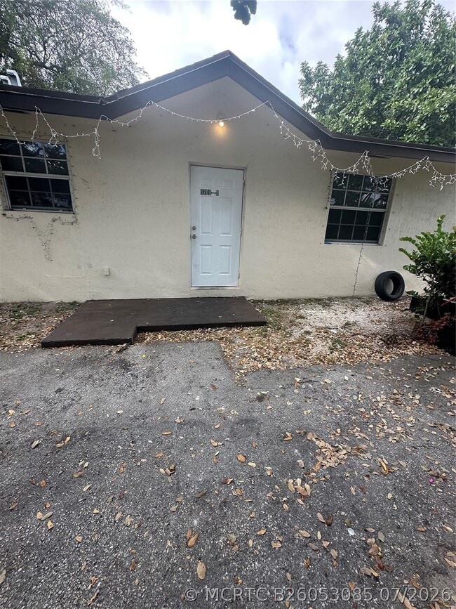 Building Photo - 1208 N 57th Ave