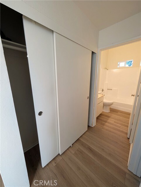 Foto del edificio - 17330 Chatsworth St