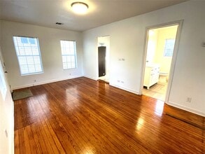 Building Photo - 4334 Jefferson St
