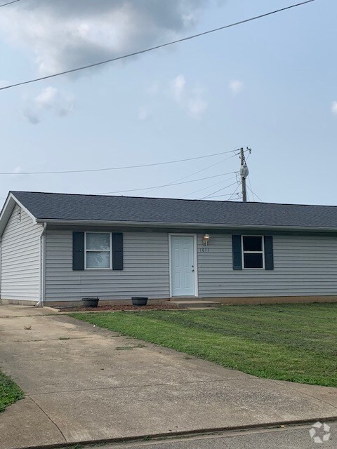 Building Photo - 1009 Edna Dr