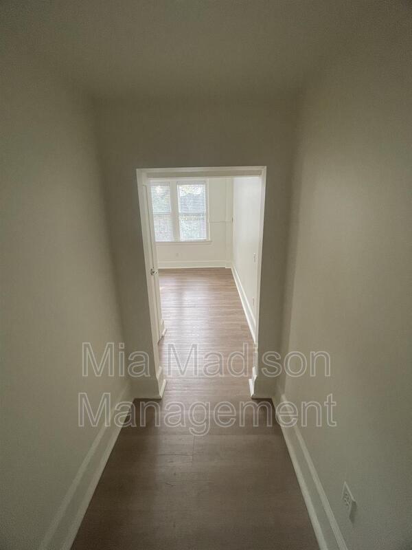 Foto del edificio - 328 Barnard St