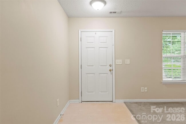 Building Photo - 148 Mangum Cir