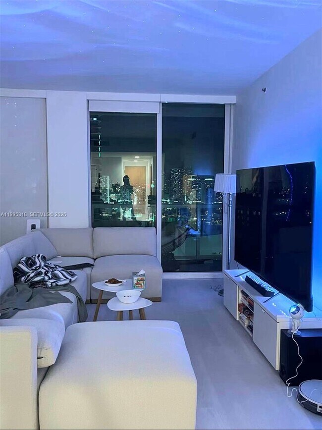 Foto del edificio - 244 Biscayne Blvd