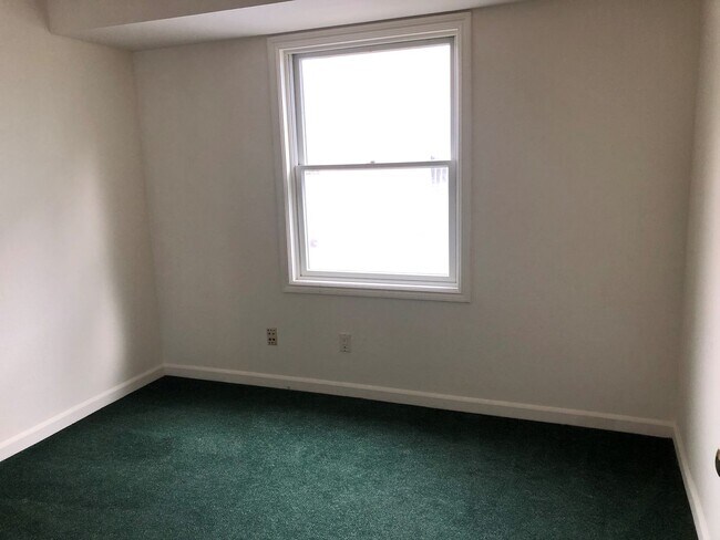 Foto del edificio - 2436 Ellsworth St