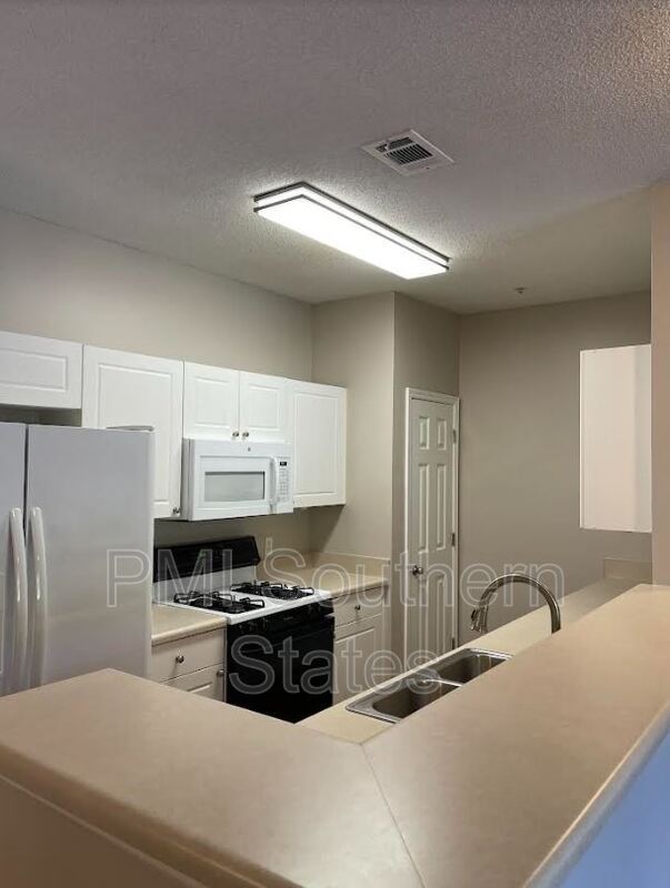 Building Photo - 522 McKenna Cir