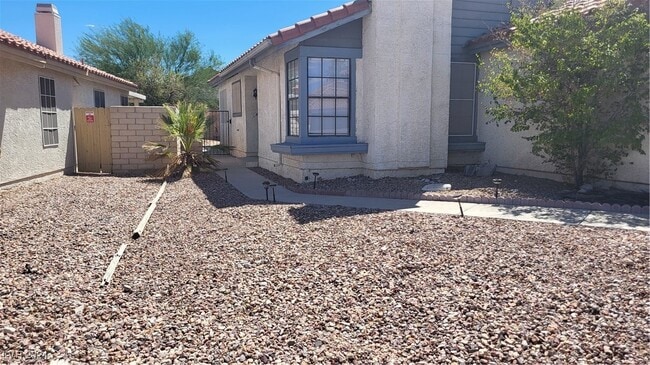 Building Photo - 7717 Barbican Ct