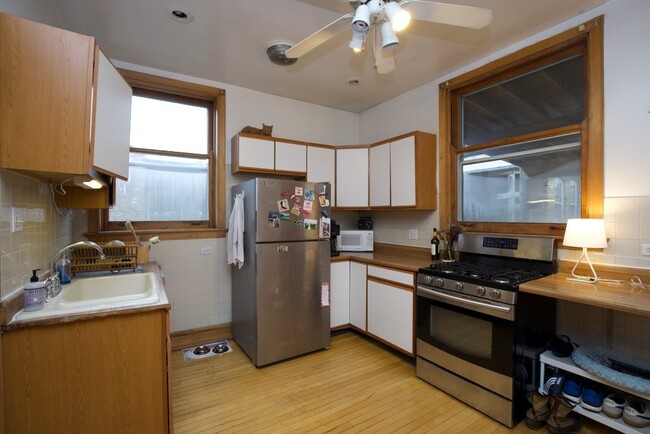 Foto del edificio - 6308 N Glenwood Ave