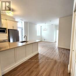 Photo du bâtiment - 204 - 35-39 MAIN STREET