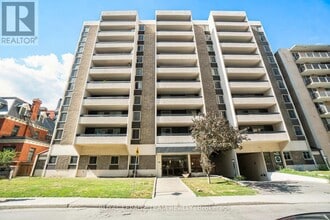 Building Photo - 141-141 Somerset St W