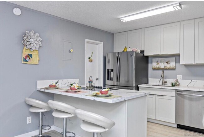 Foto del edificio - 3 Bed, 2 Bath Single-Family Home in Waiau ...