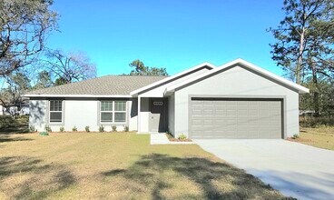 Building Photo - 15 Oak Trail