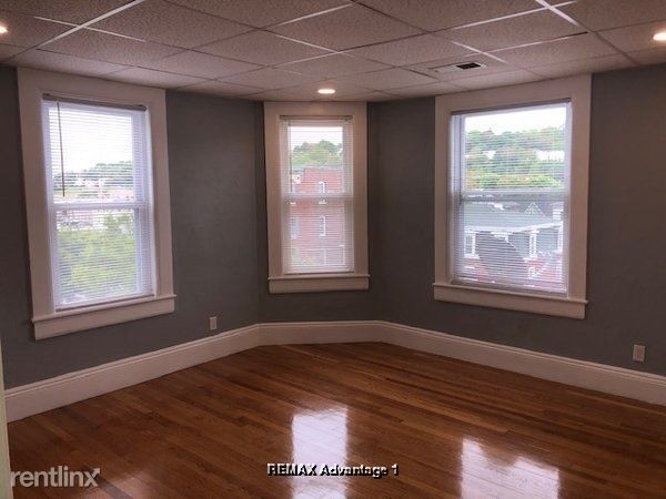 Foto del edificio - 2 br, 1 bath Apartment - 165 Shrewsbury St