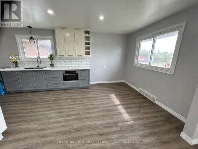 Photo du bâtiment - 6 Park Ave