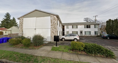 Building Photo - 3430 SE 68th Ave