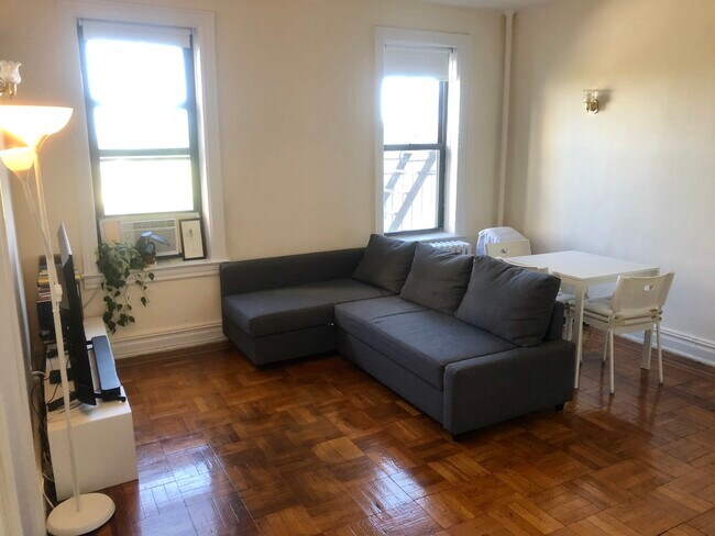 Foto del edificio - 450 95th St