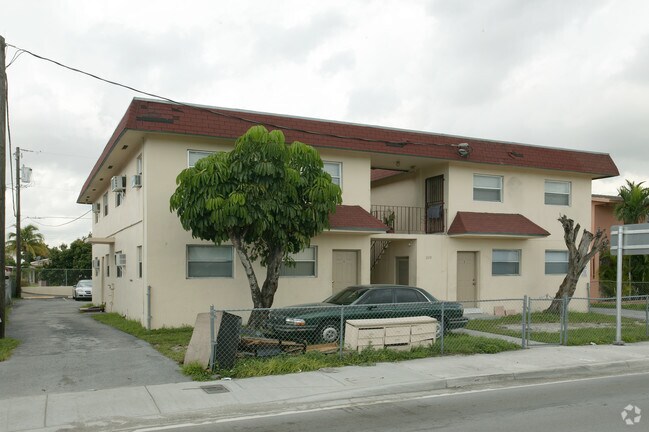Foto del edificio - Summit 230