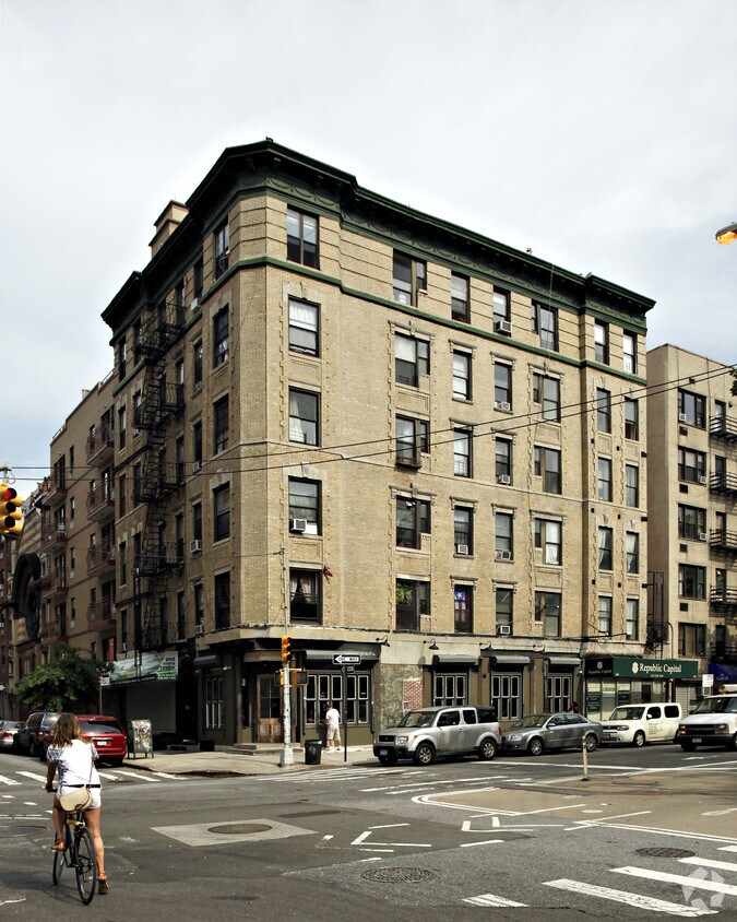 Foto del edificio - 66-68 Rivington St