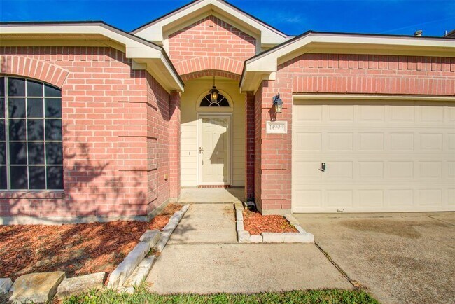Building Photo - 14903 Lanai Dr