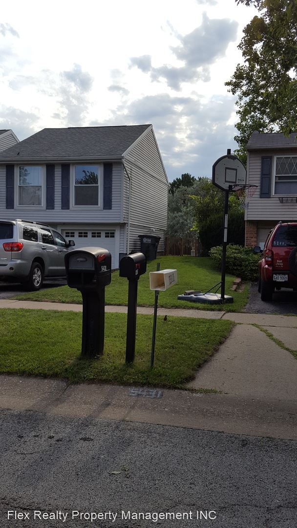 Foto del edificio - 3 br, 1.5 bath House - 5425 THORNBROOK TRAIL