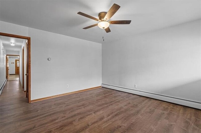 Building Photo - 510 Cato St