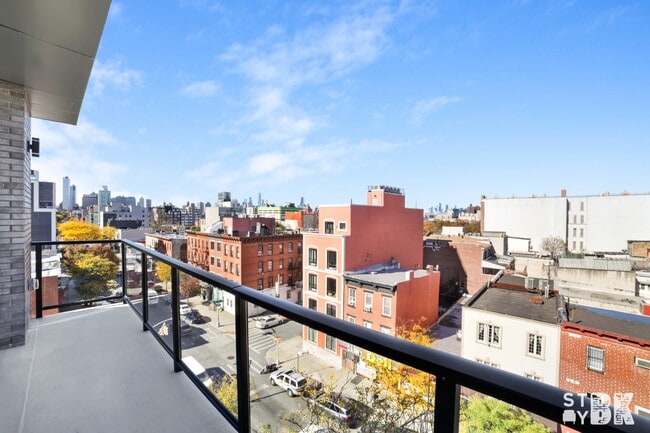 Building Photo - 610 Myrtle Ave