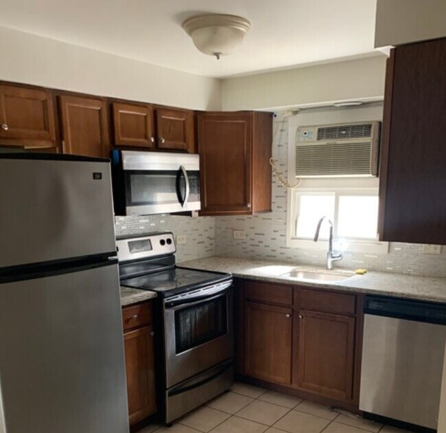 24138 24158 W Main St Apartments Plainfield, IL